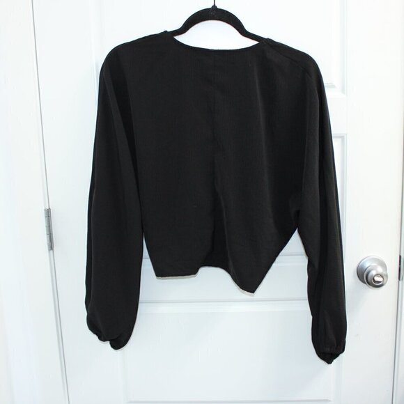 Lulus Long Sleeve Tie Front Crop Top Size Medium Black - Picture 3 of 3